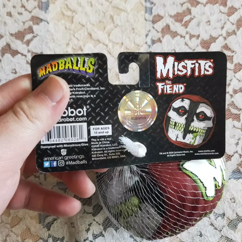 New in Stock Kidrobot Madballs Foam Horrorballs- Misfits The Fiend Toy Art Model Collection Birthday Gift
