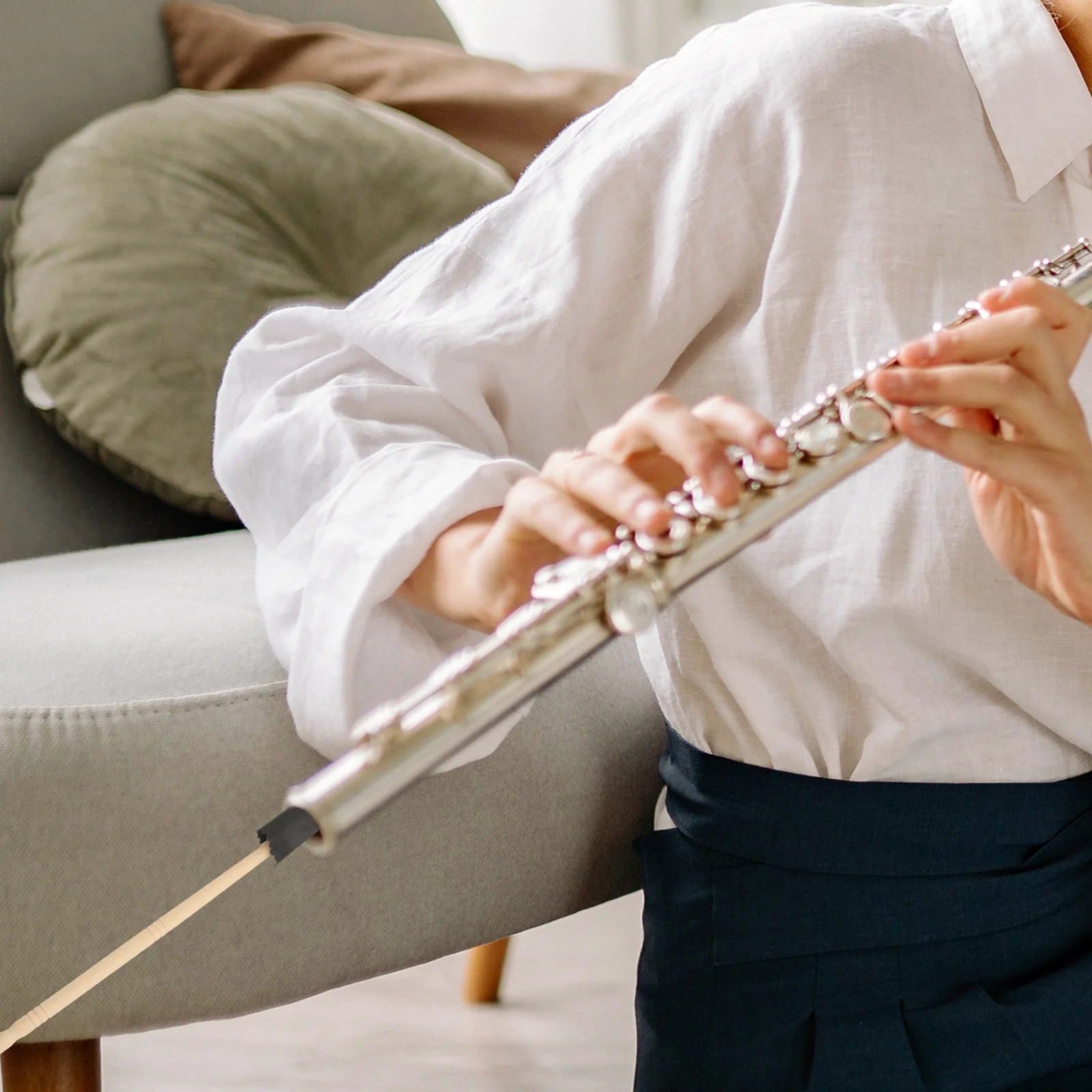 

1Set Flute Clean Tool Soft Cloth Durable Flute Cleaning Rod for Wind Instruments Sax Clarinet Polishing Cleaning Supplies