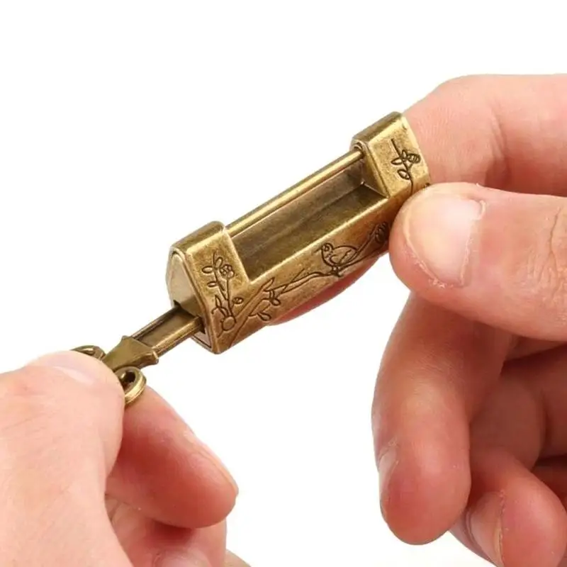 Mini Zinc Alloy Chinese Vintage Antique Bronze Keyed Padlock Retro Combination Password Lock Jewelry Box Padlock