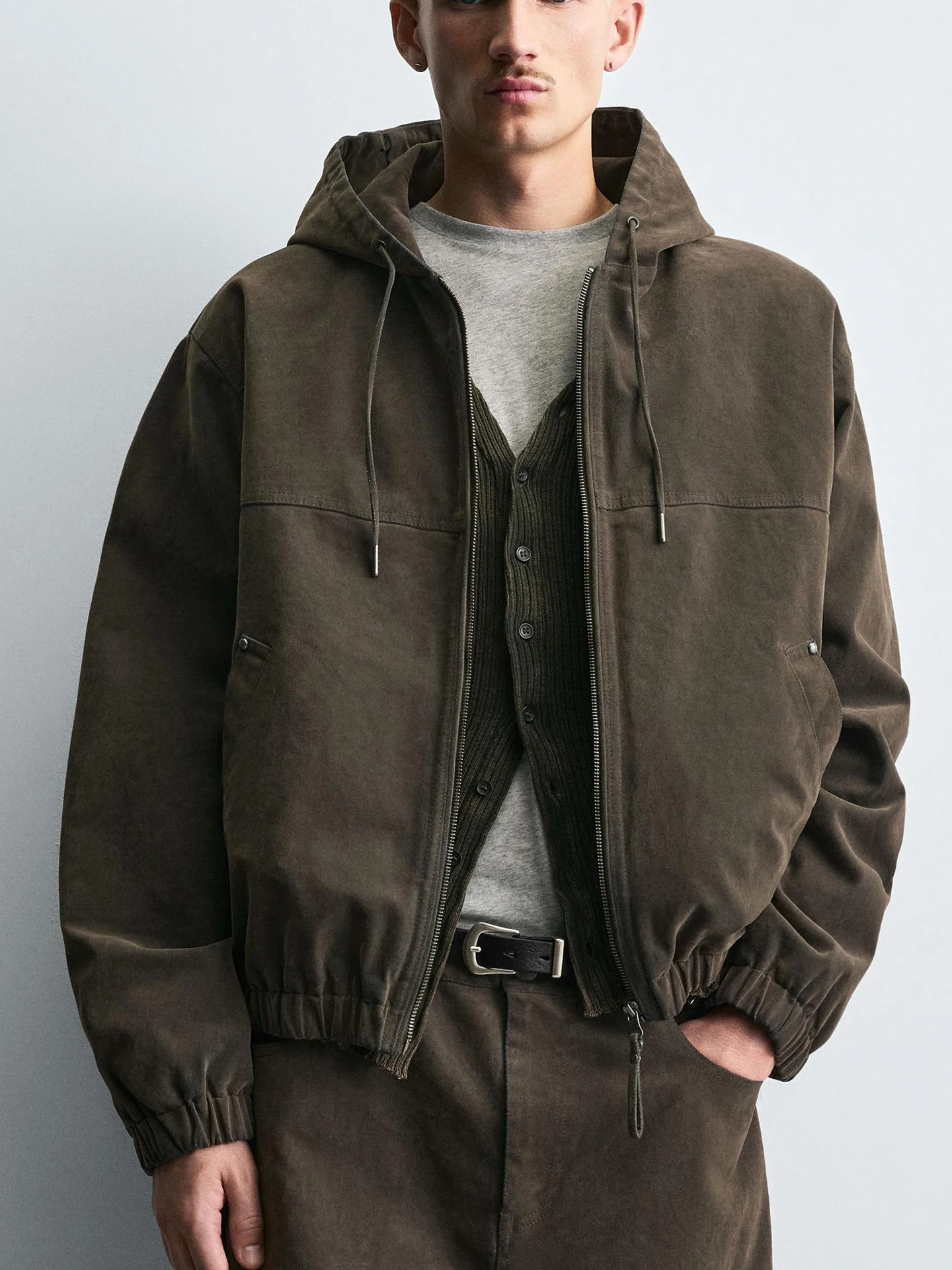 

New Winter Men's Loose Fit Long Hooded Plu Jaet Cotton Polyester Blend Inner Warm Daily Wear European Sle Coat