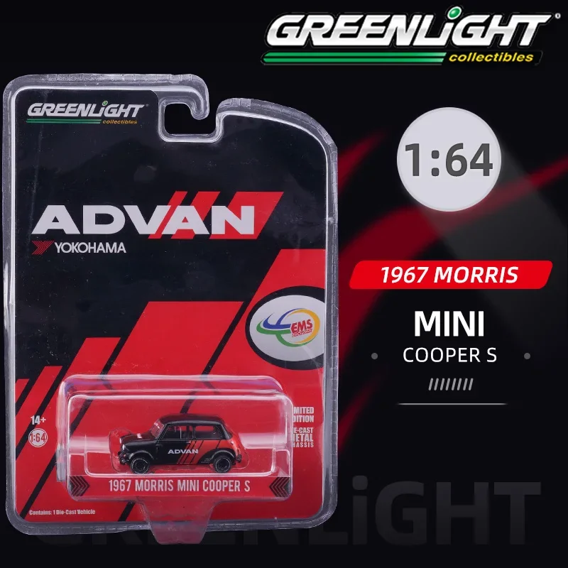 

GreenLight 1:64 1967 Morris Mini Cooper S High Моделирование сплава Модель автомобиля Коллекционная игрушка Подарок Сувенир Дисплей Орнамент
