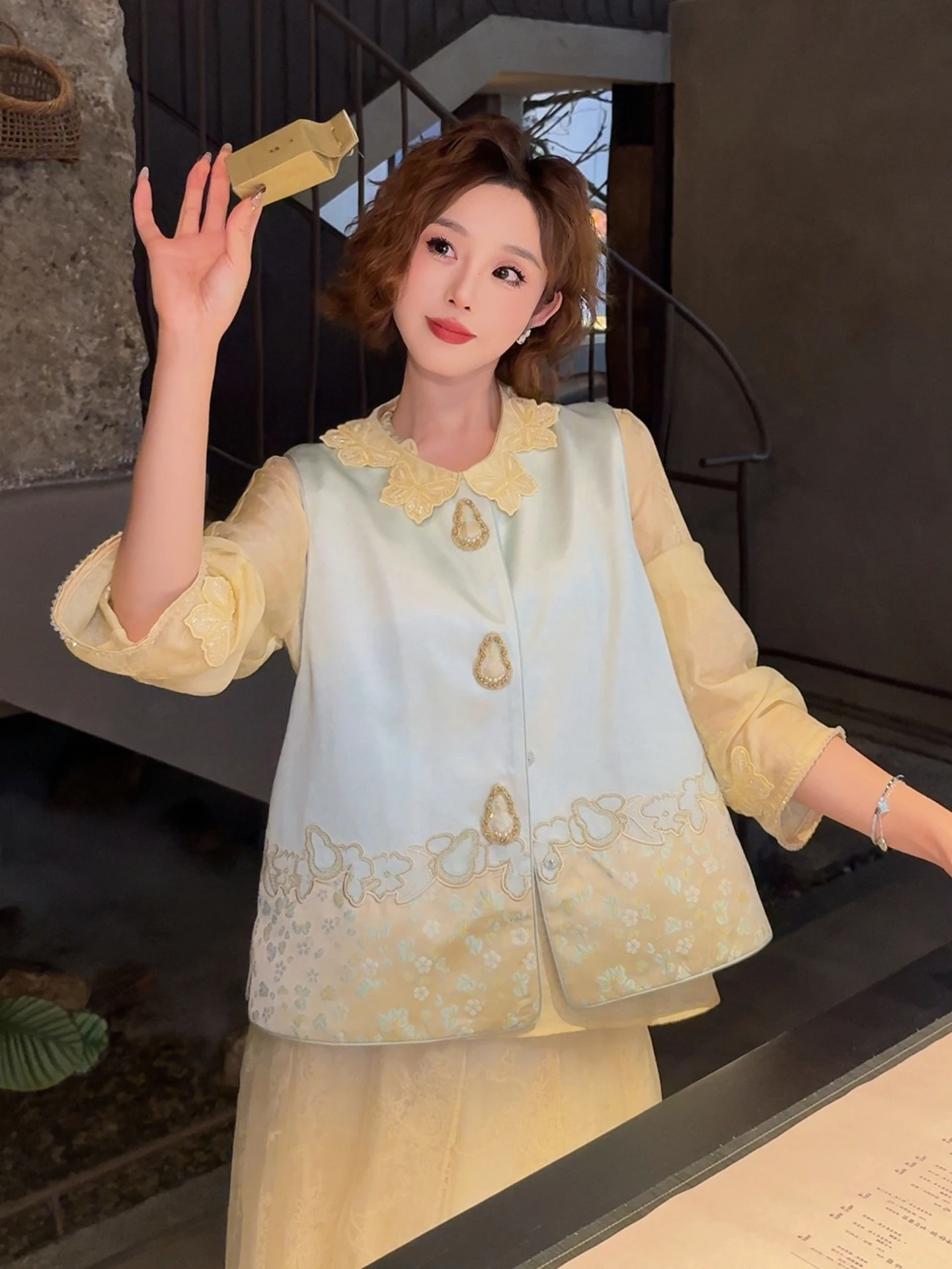 

Yolo Handmade Silk Embroidery Shirt Micro Transparency Base Layer Spring Summer Women's Fashion Loose Fit round Neck