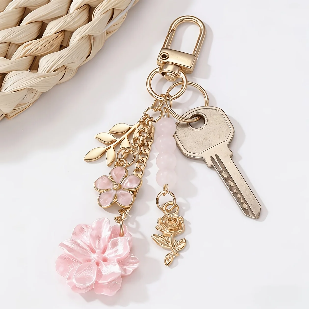 1Pcs New Rose-Themed Bag Charm, USB Flash Drive Keychain, Metal Lanyard, Cute Stone Pendant, Key Chain, Phone Charm, Holiday Gift, Keychain, Lanyard, Key Chain, Key Chain Decoration