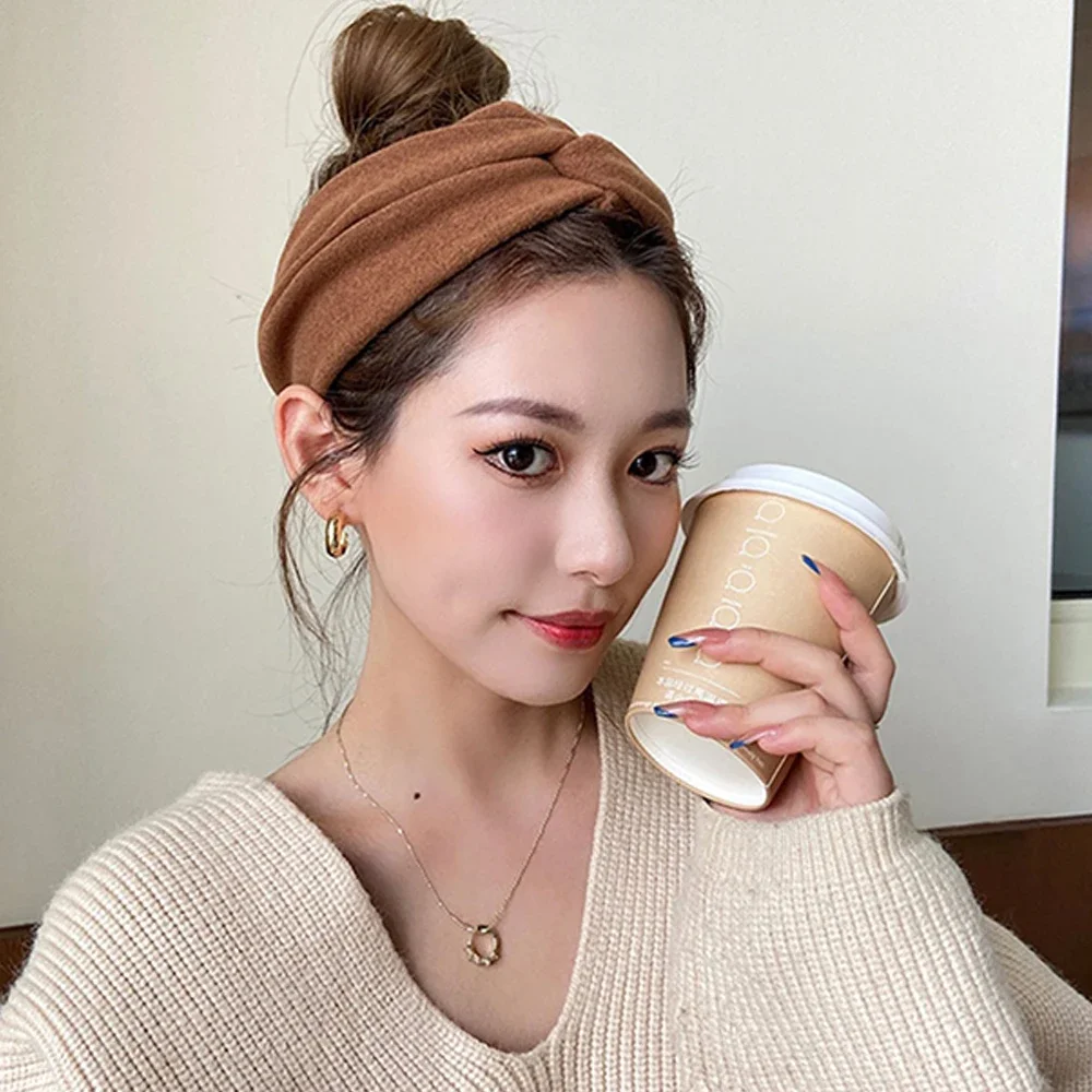 Diadema elegante de ala ancha para otoño e invierno, aro Simple para el cabello para lavar, ejercicio físico, accesorios para el cabello de salida