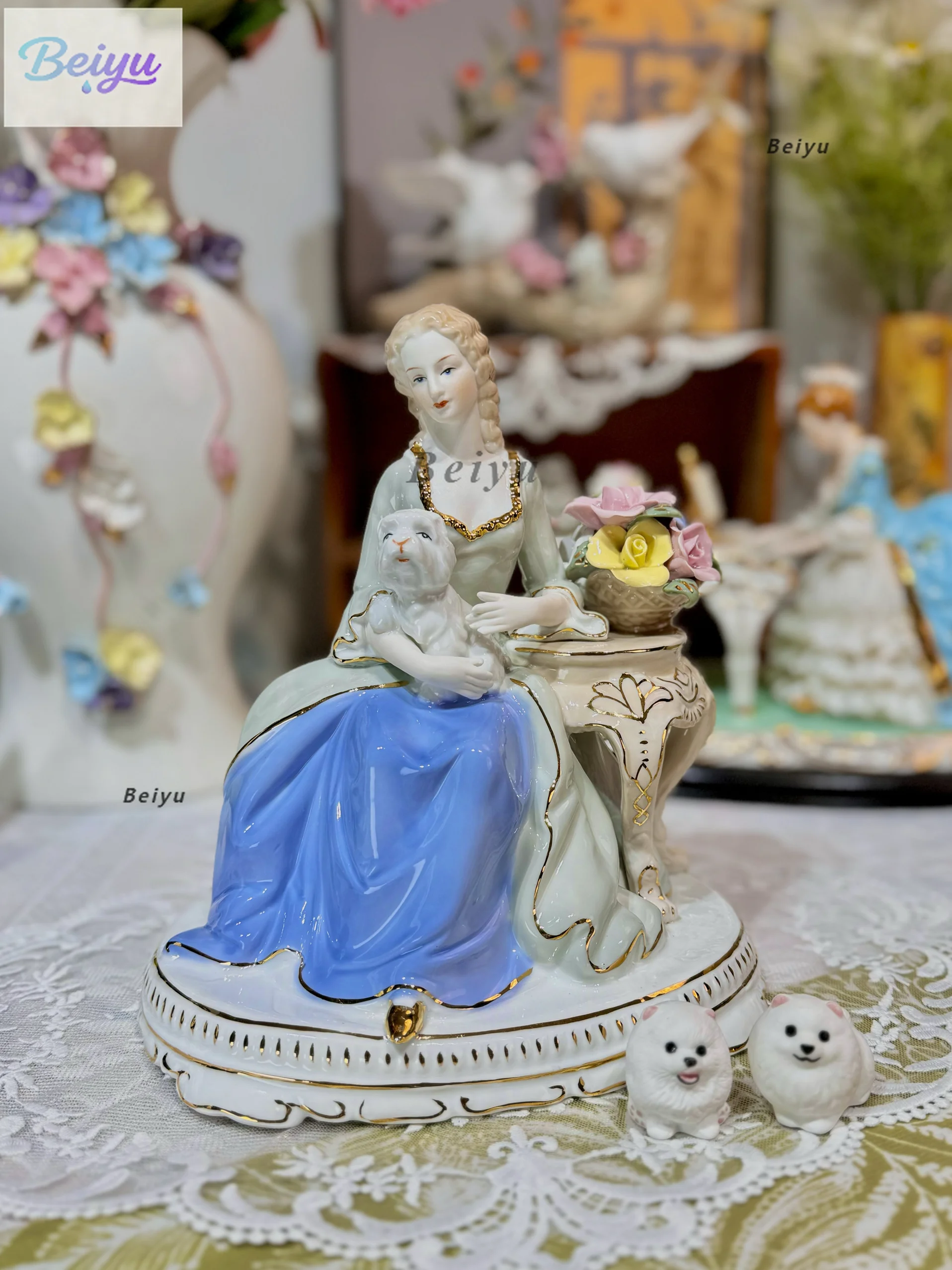 

European ceramic figure artwork ornament light luxury home living room entrance shelf decoration