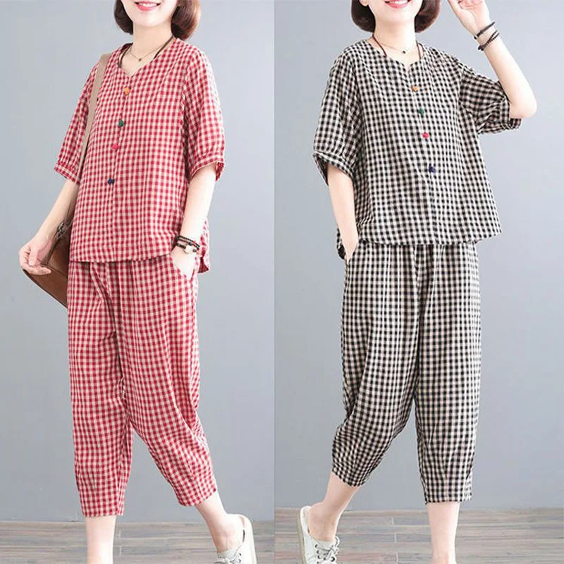 Cotton Two-piece Set Women\'s Clothing Summer New Artistic Retro T-shirt Top and Casual Cropped Pants Checkered Set for Women