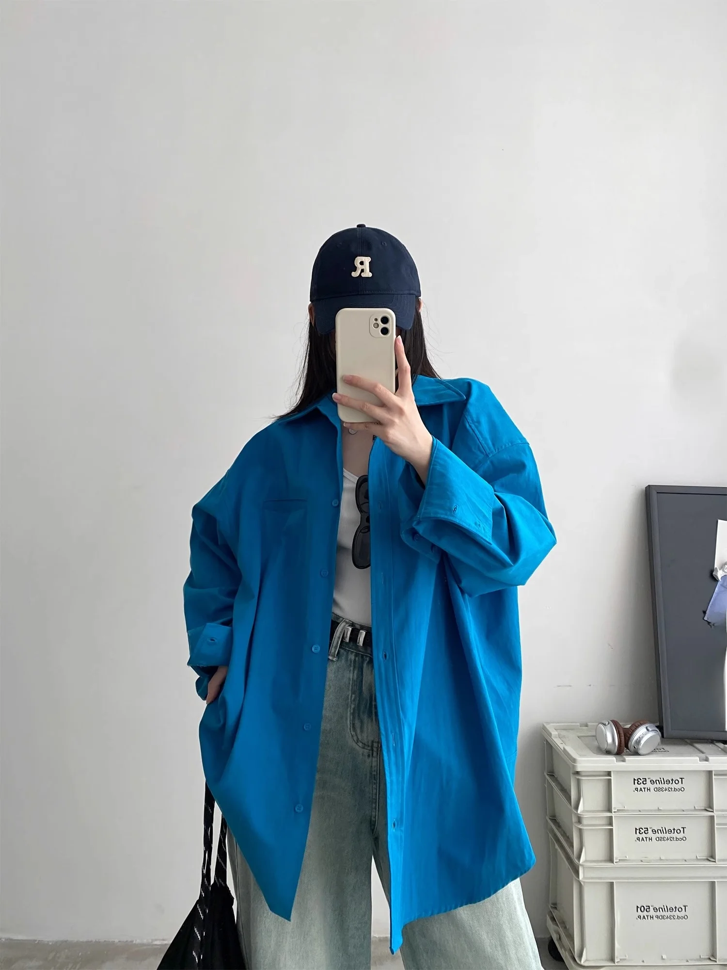 

Весенне-осенняя свободная широкая версия irt для похудения, синий, розовый, два цвета, свободные ощущения, длинная свева, плечо, расслабляющая женская обувь...