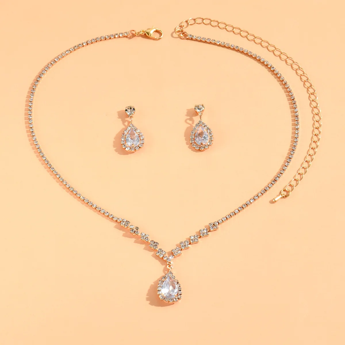 3 Bruiloftseizoen Damesmode Druppelketting en Oorbellenset Banketfeestaccessoires 4055