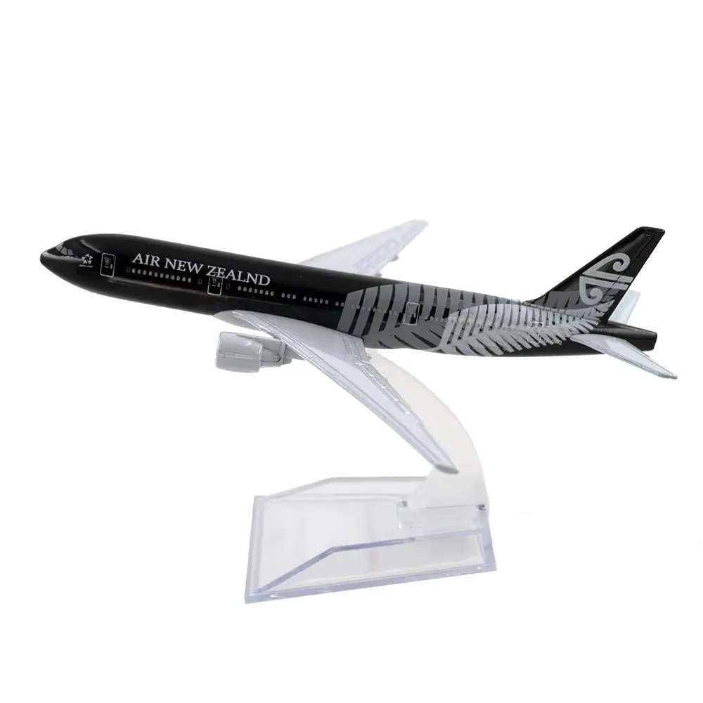 16 cm B777 Air New Zealand 1:400 Scale 777 Aircraft Model with Base Alloy Plane For Collectible Souvenir Show Gift Decoratio