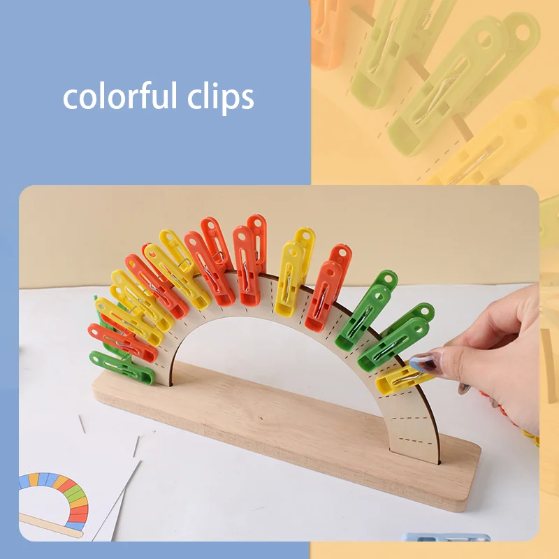 Jeu de puzzle pour bébé avec clips en plastique, jeu d'association en carton, document et forme Leone nition pour la coordination œil-main, motricité fine