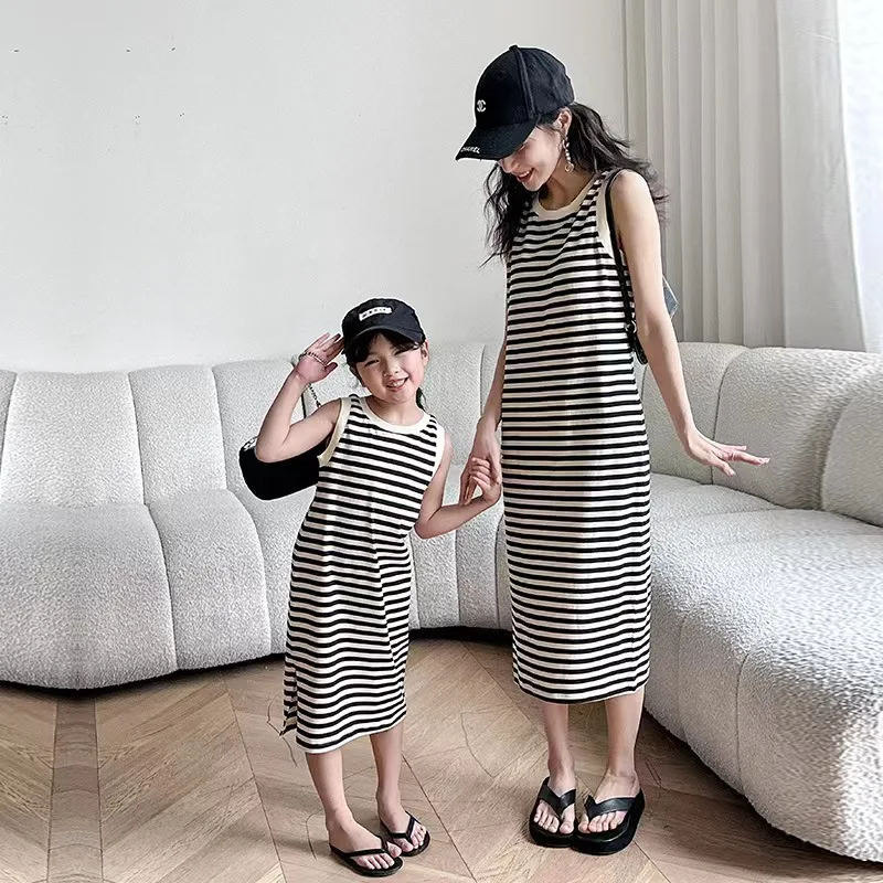 

Striped Matching Mother Daughter Dresses Family Set Sleeveless Mommy and Me Clothes O-neck Women Girls Cotton Dress Summer 2024