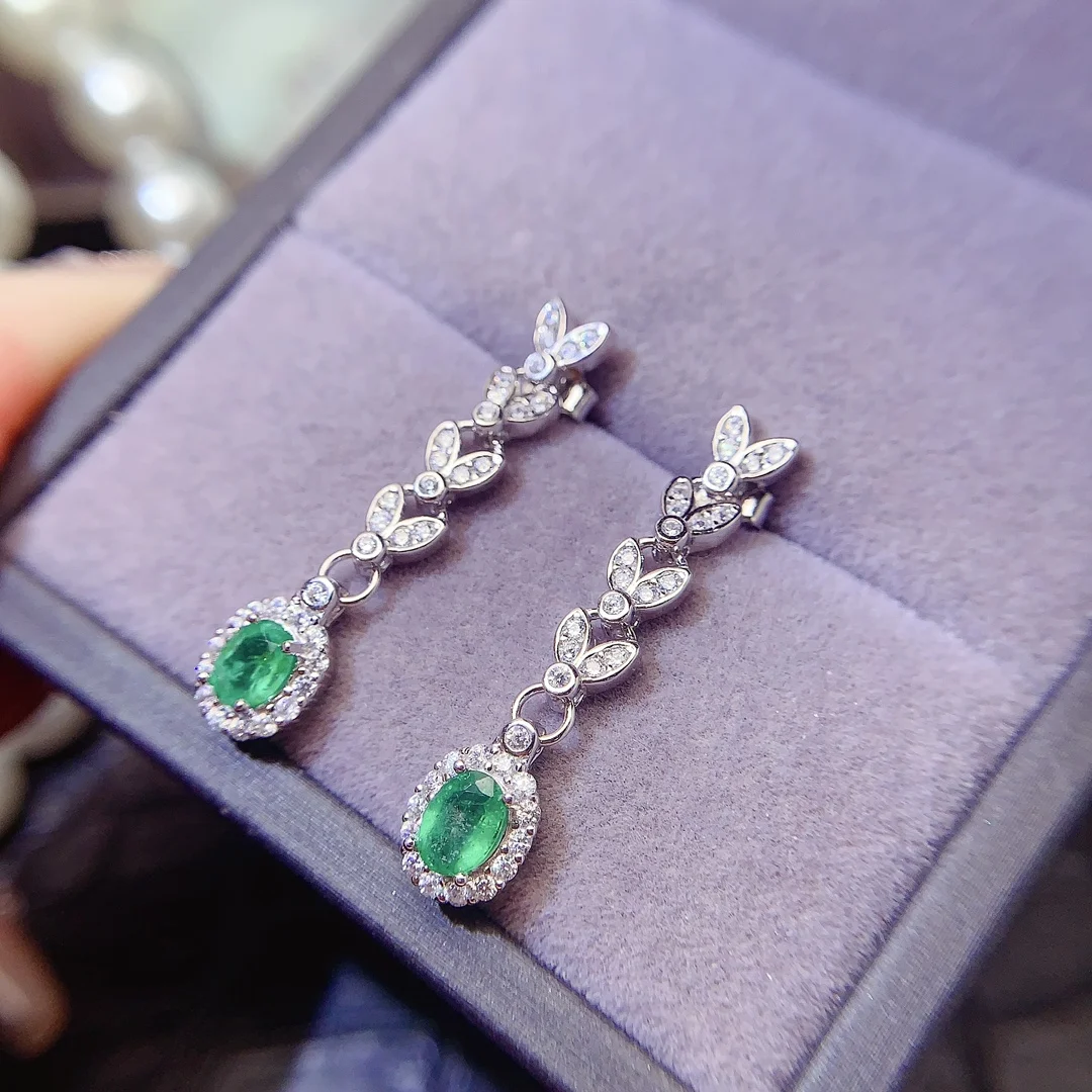 SHILOVEM 925 Sterling Silver Natural Emerald Stud Earrings Classic Fine Jewelry  Women Wedding Gift  Wholesale le040566agml