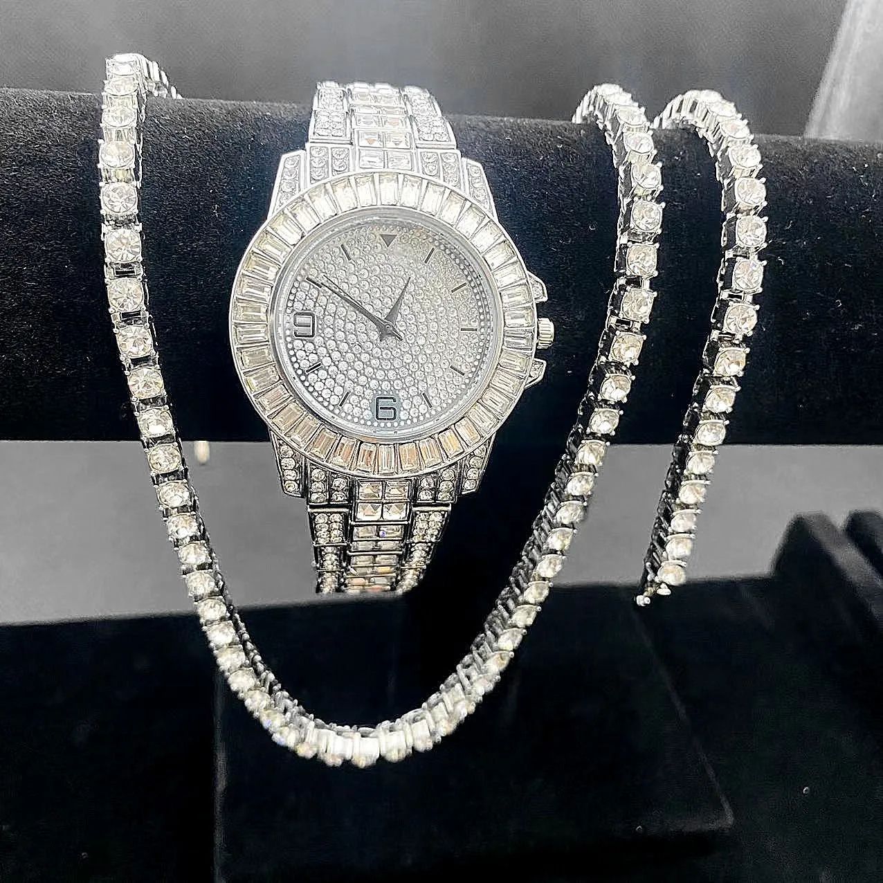 3PCS Luxury Iced Out Watches Men Women Tennis Chain Bracelet Necklace Bling Bling Jewelry Set Diamond Men's Watch Women Calendar