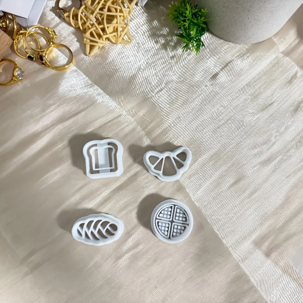 4Pcs Bread Themed Cookie Cutter Set, Croissant, Toast, Waffle & Braided Bread Molds for Baking, Fondant & Christmas Gifts view 5
