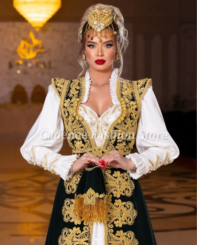 Customized  Luxury Black and White Long Sleeve Arabian Two Piece Prom Dresses Gold Lace Applique Dubai A-Line Evening Gowns