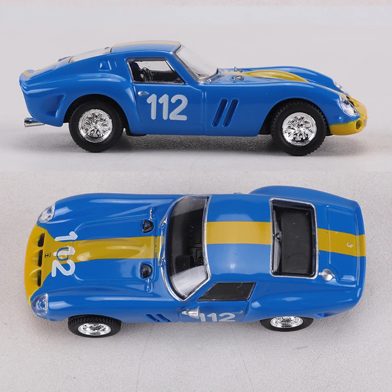 Burago 1:64 Ferrari 250 gto 1964 Alloy Model Car view 4