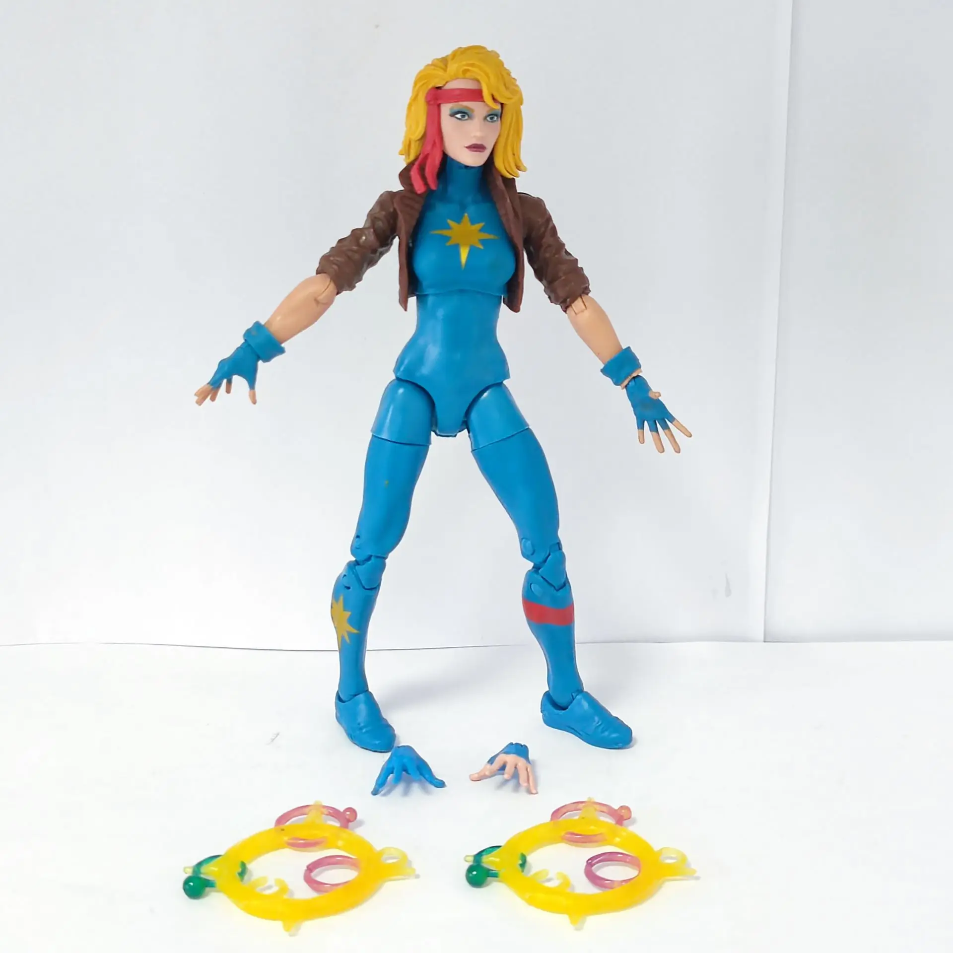 

Marvel Legends X-Men Uncanny Retro Series Dazzler Body With Mojoworld Series Head 6 "Свободная фигурка