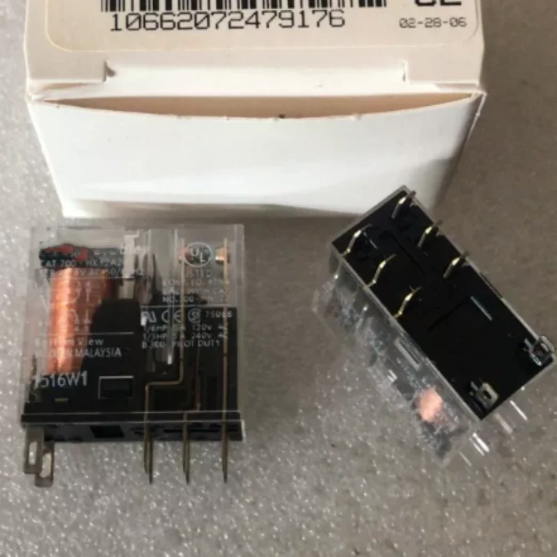 New CAT 700-HK32A24 24VAC 8-pin relay