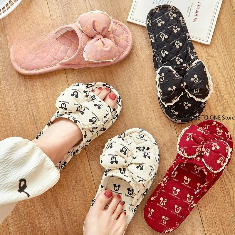 

New Fabric Slippers with Three-layer Thick Bottom for Home Use Silent Slippers Breathable and Machine Washable Slipper Wholesale