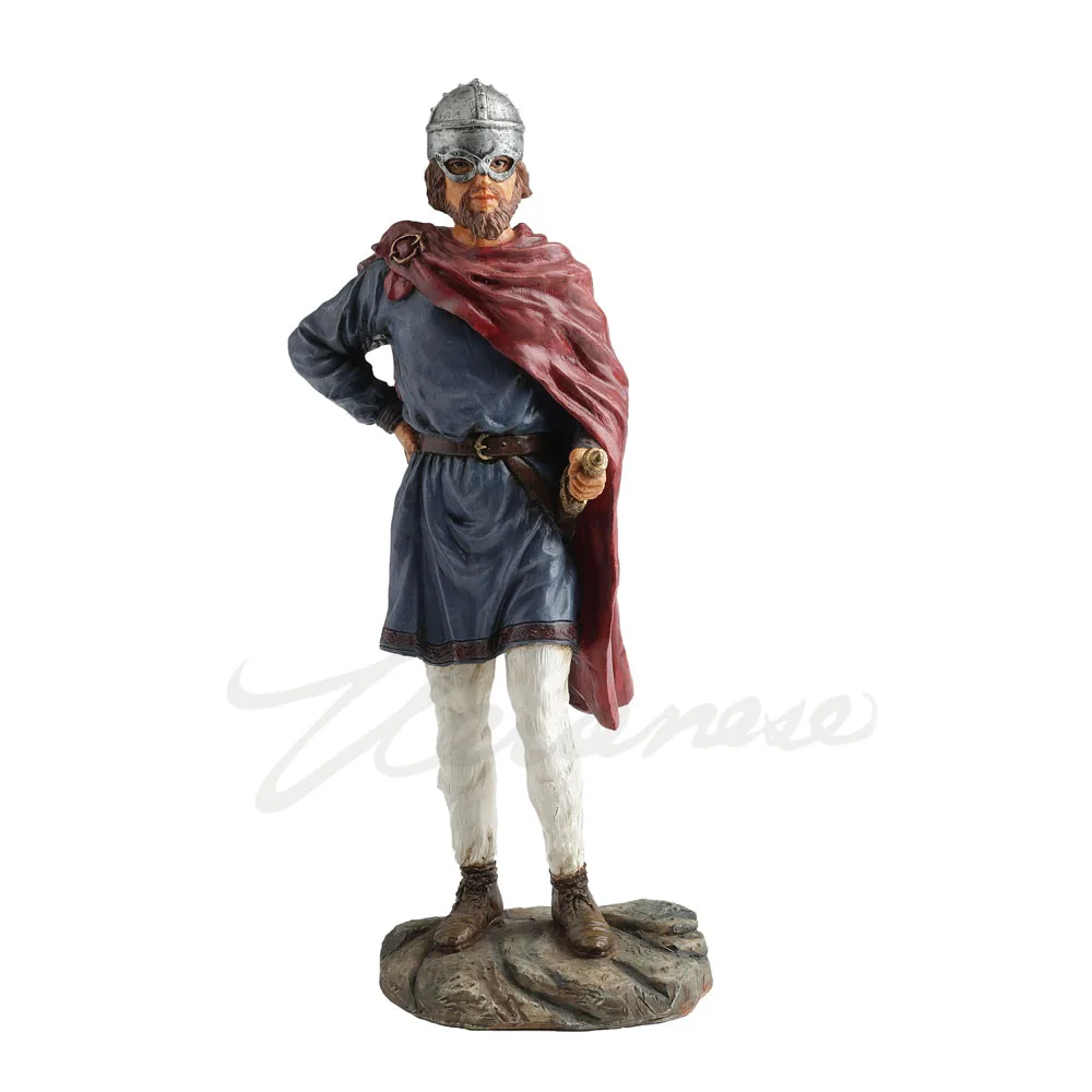 Resin Standing Viking Warrior Figurine Hand Painted Norse Chieftain Figure with Cloak Home Tabletop Decorative Ornament Gift