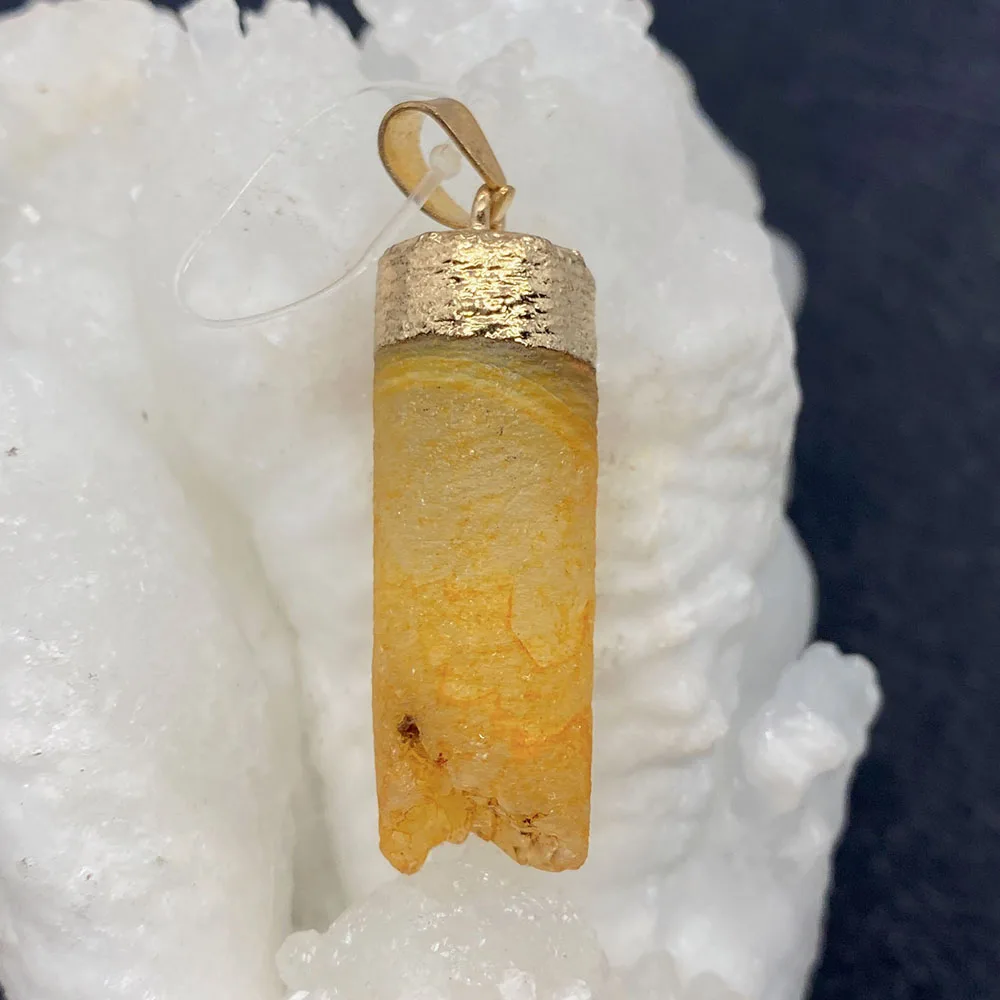 Wykwintne naturalny kamień cylindryczny nieregularny wisiorek 13-40mm urok kryształ matowy biżuteria naszyjnik DIY kolczyki akcesoria