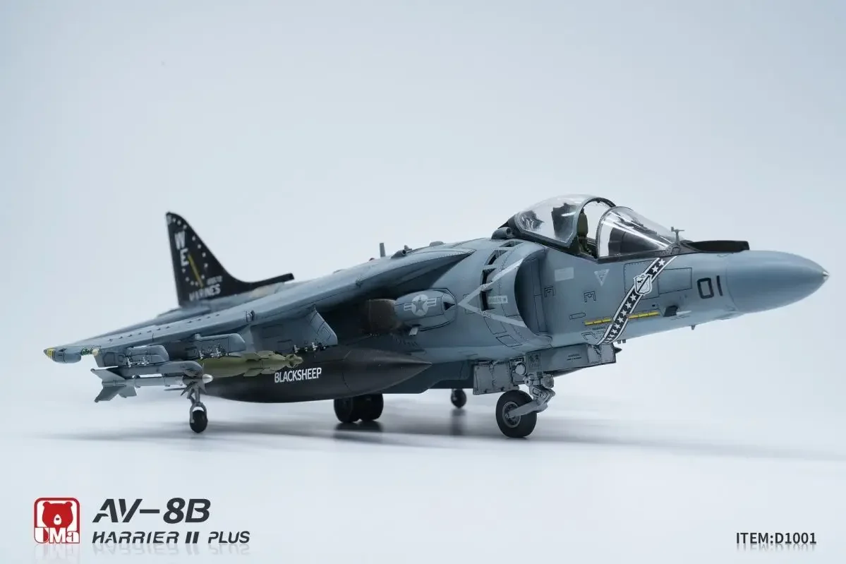 재고 있음 1/48 UMA 조립 항공기 American AV-8B Harrier II PLUS 공격 항공기 D1001 모델 컬렉션 모델 맞춤 장난감 선물