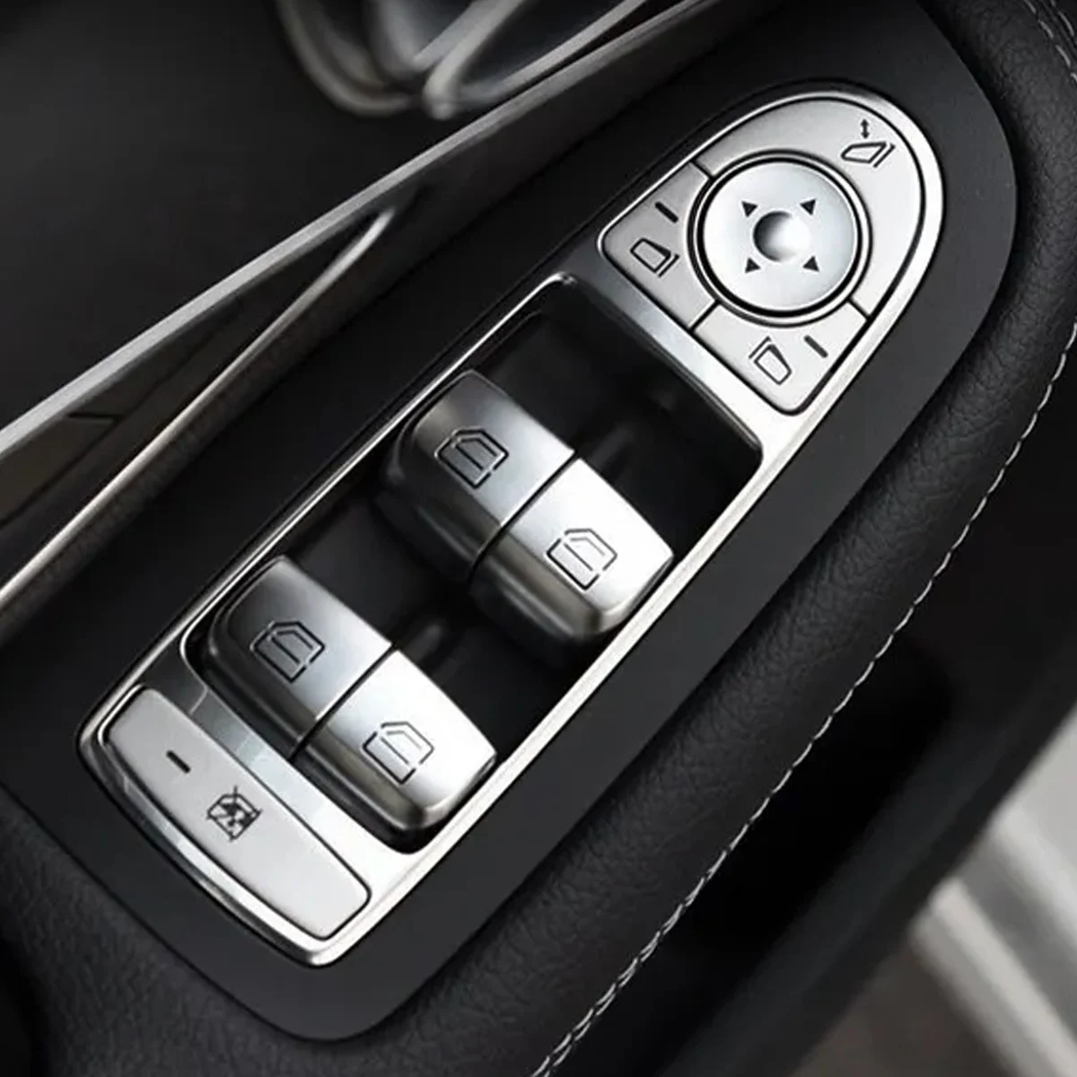 A2229056800 مفتاح نافذة الطاقة الرئيسي للسيارة الجانب الأمامي الأيسر للسائق لمرسيدس بنز C300 C350e C400 C450 C43 C63 AMG 2014-2018