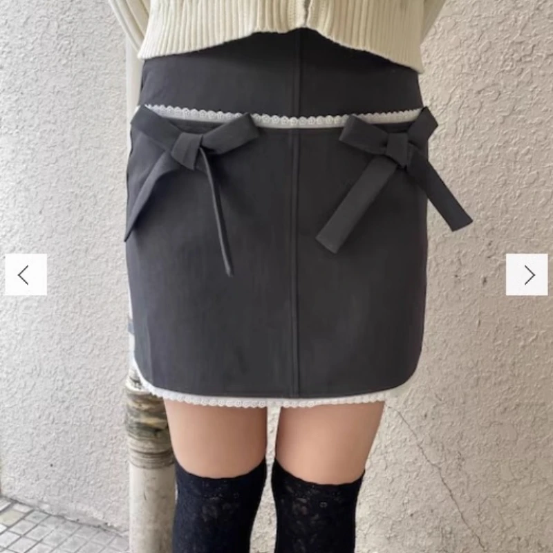 กระโปรงทรงเอ ดีไซน์ญี่ปุ่น สไตล์สาวหวานแบบฝรั่งเศส แต่งโบว์ใหญ่ ผ้าลูกไม้ มีกระเป๋า  สำหรับผู้หญิง  คอลเลคชั่นฤดูใบไม้ร่วง 2025  ใหม่  น่ารัก  ใช้งานได้หลากหลาย  กระโปรงสั้น  สำหรับสุภาพสตรี