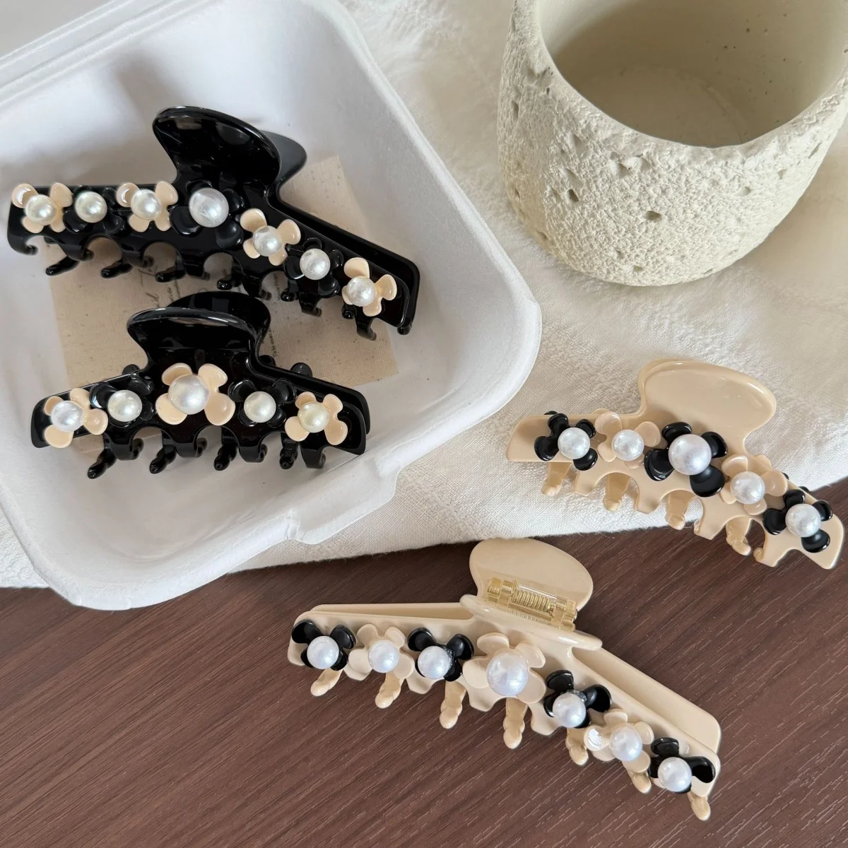8CM/11CM Exquisite Imitation Pearl Flowers Hair Claw Clips Elegance Hair Clip Sweet Cute Hair Accessories for Women Girl