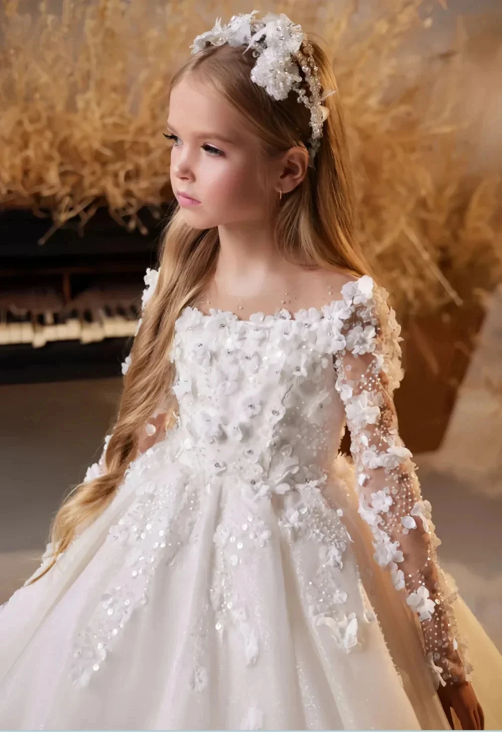 Customized Flower Girl Dress For Wedding Appliques Glitter Long Sleeve Floor Length Luxury Kids Birthday First Communion Gown