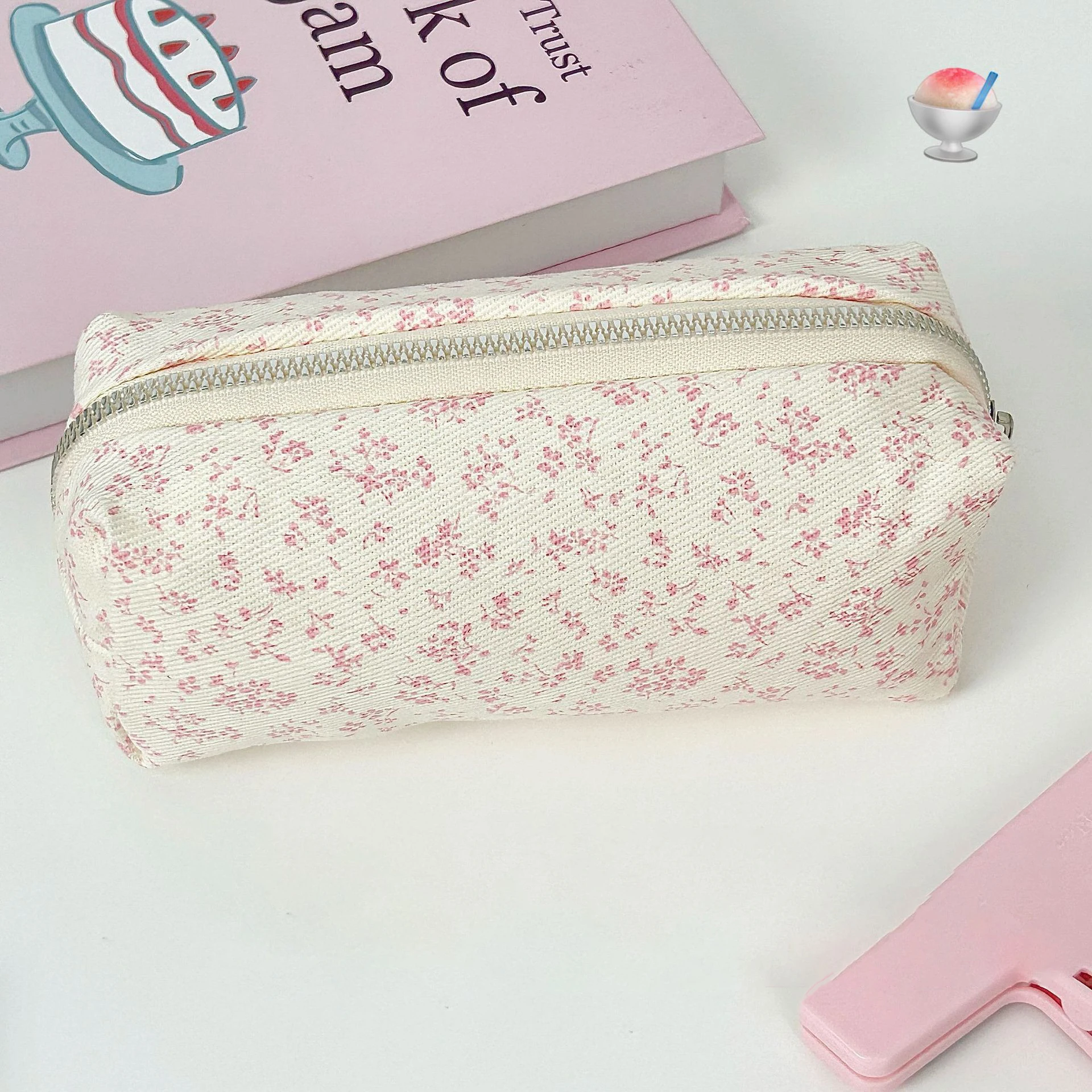 1個 18*7*8cm メイクアップバッグ 高品質キャンバス - Travel Accessories Needed のレビューと価格