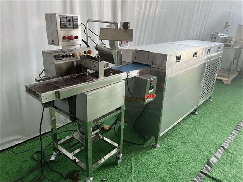 Peanut Bar Candy Nuts Coating Machine Chocolate Tempering Enrobing Machine With Cooling Tunnel