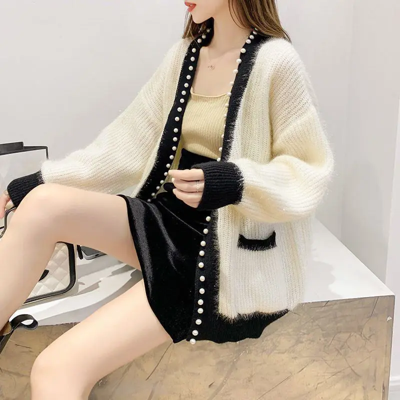 Fashion Warm Loose Beading Spliced Cardigan Autumn Winter Female Elegant Long Sleeve Pockets Sweaters Coat Women\'s Clothing