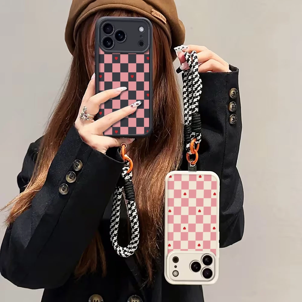 Herzförmige karierte Handgelenk-Schutzhülle für iPhone 16 17 Pro Max Hüllen Telefon 11 12 13 ProMax 14 15 Plus mit Lanyard Weiche Hülle – Detail 1