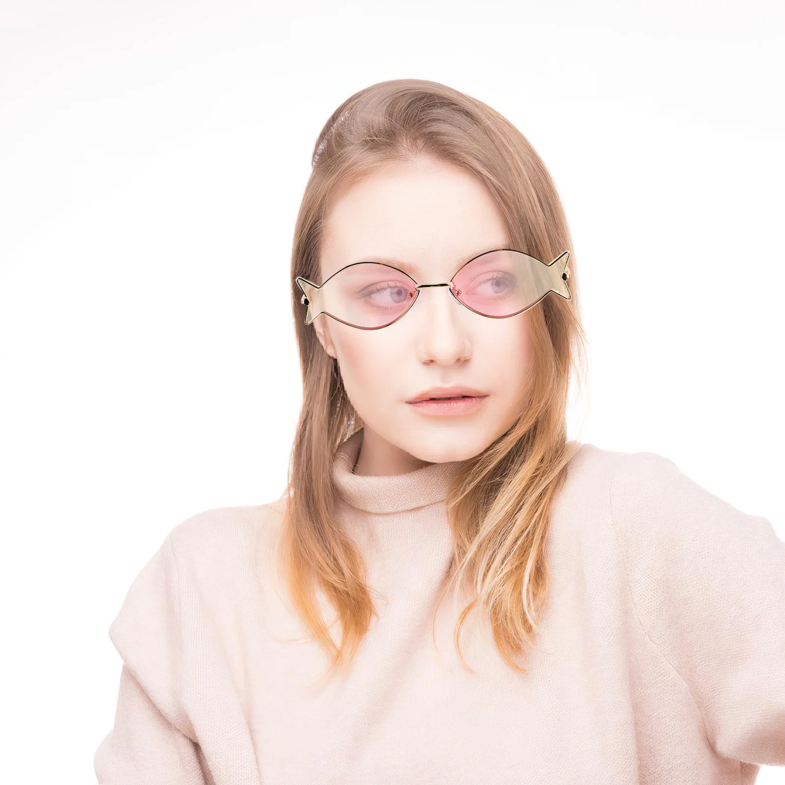 

Novelty Fish Shaped Sunglasses Hawaiian Themed Party Glasses for Women Fashion Beach Accessory Photo Booth Fun Props