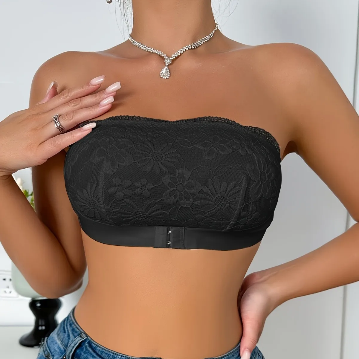 Strapless Lace Bra Seamless Push Up Underwear Breathable Mesh Gather Support Small Bust Lingerie for Women