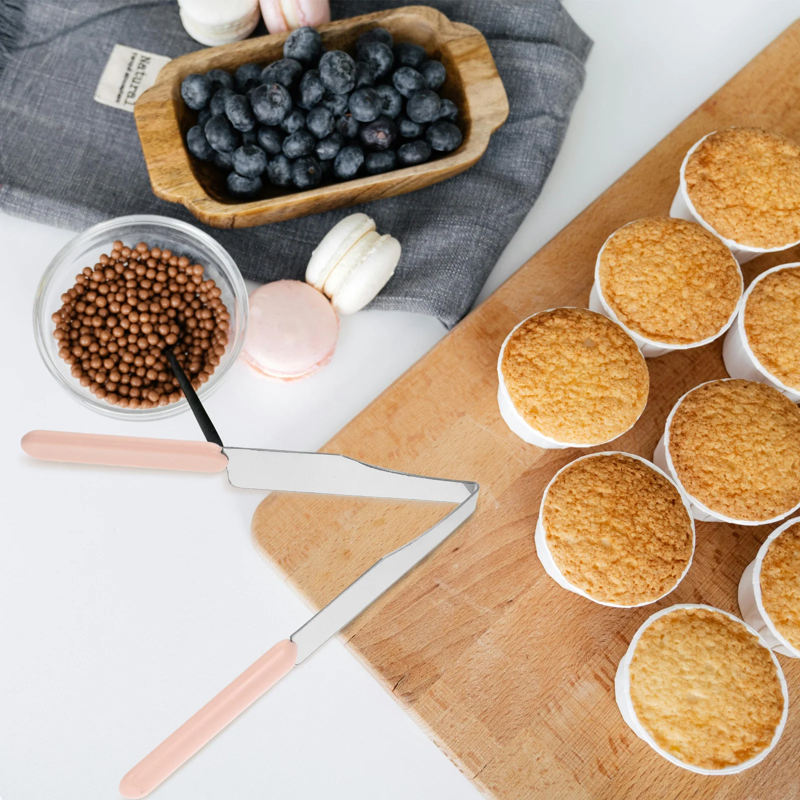 

2pcs Stainless Steel Cake Transfer Tongs Triangle Dessert Divider Non-Slip Handle For Wedding Party Baking Cake Cutting Tool Pie