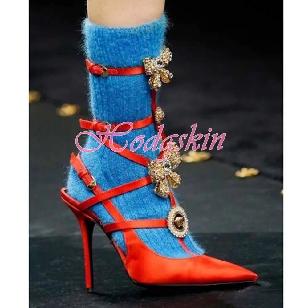 Crystal Bow Knot Sandals Pointy Toe Straps Hollow Women Sexy Shoes Stiletto Heels Solid Designer Buckles Summer Sandals Runway