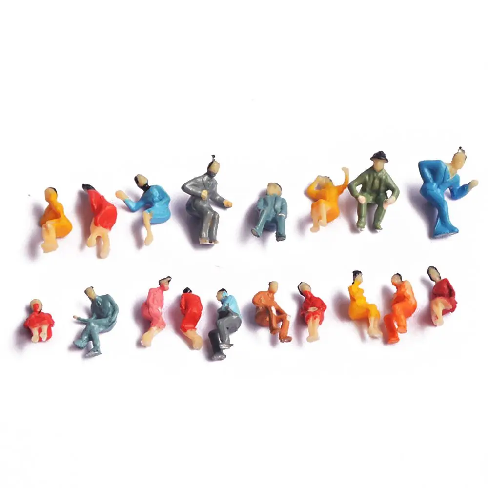 100Pcs ABS People Figures Toys Seated Painted Model 1:87/100 Scale Miniature People Model Collection Railway Sitting Passengers