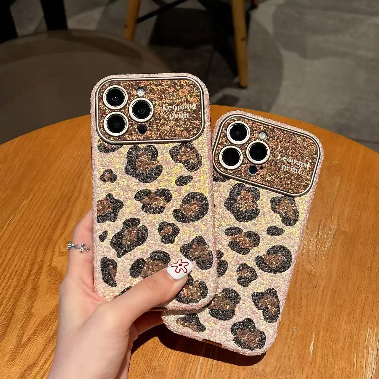

Для iPhone 17, роскошный винтажный блестящий кожаный чехол с леопардовым узором для iPhone 16, 15, 14, 13, 17 Pro Max, противоударный чехол-бампер