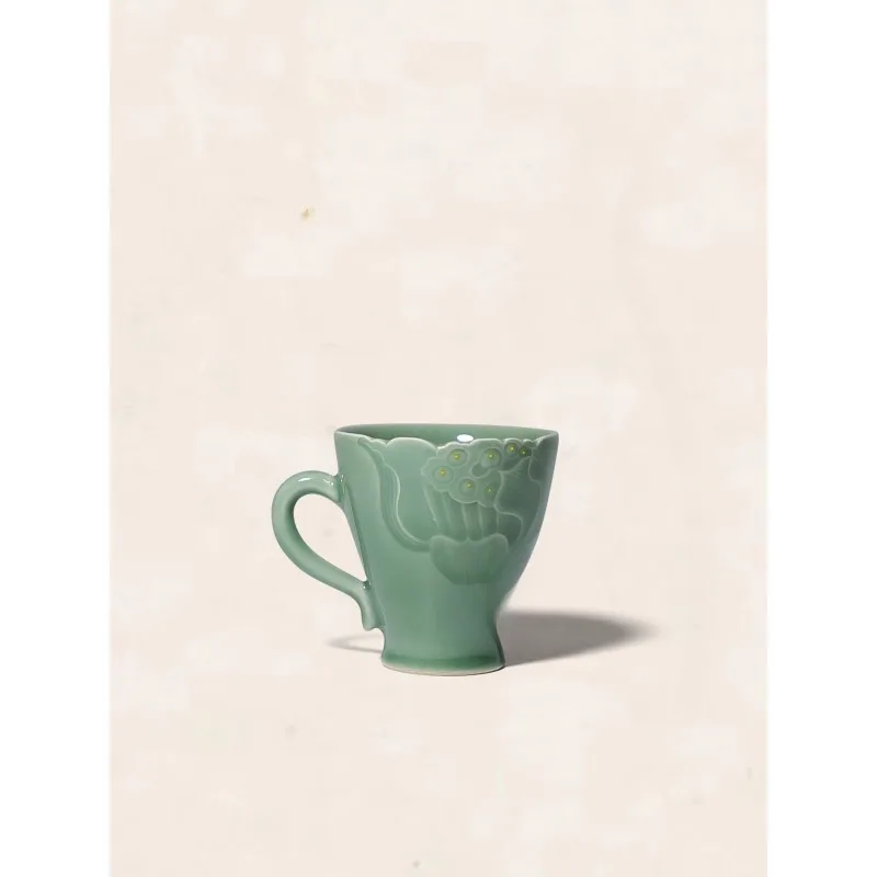 

Put the cup owner cup single cup, ceramic engraved tea teacup, plum green teacup gift