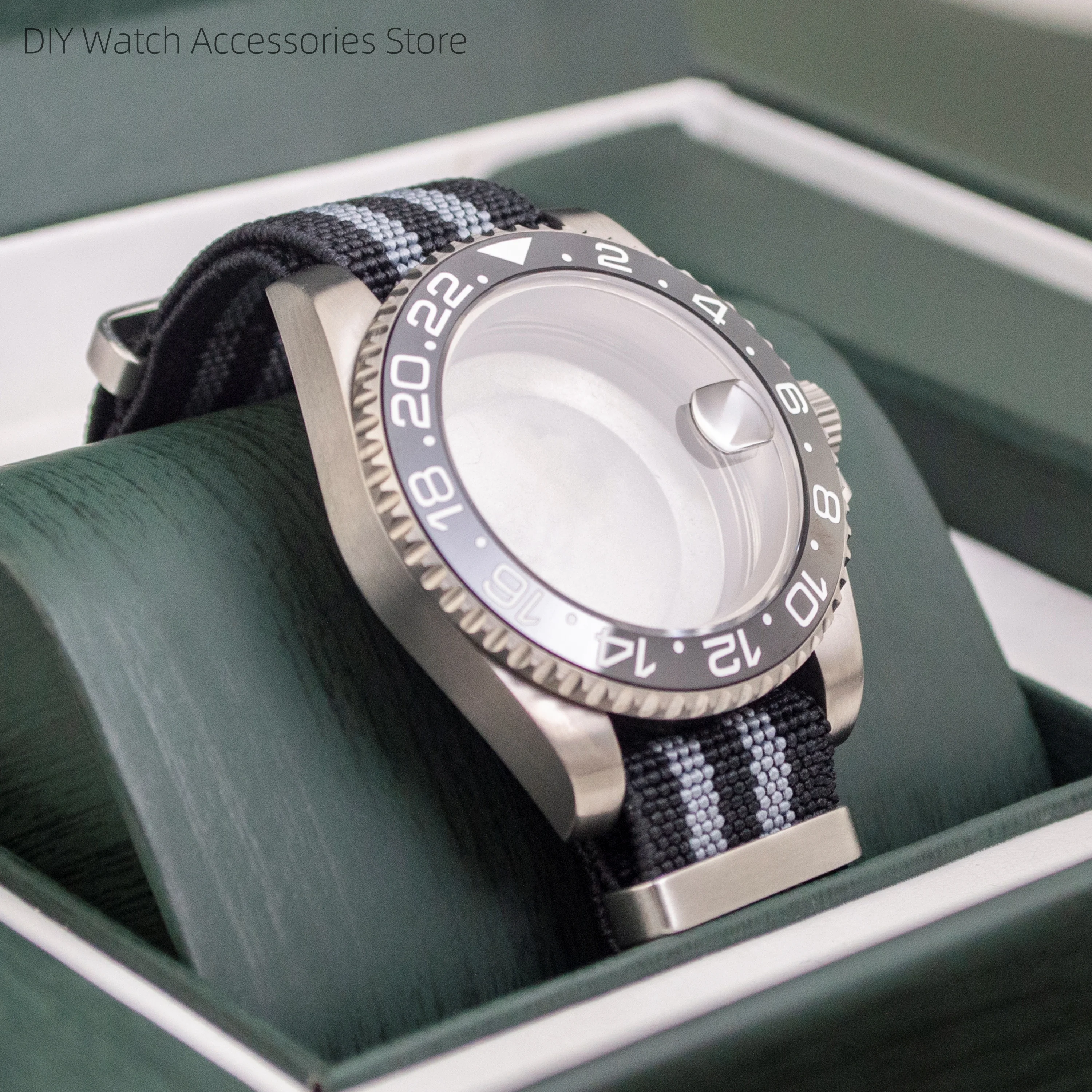 

NH35 Titanium Watch Case Nylon Strap 40mm Titanium Case For NH34 NH35 NH36 SUB GMT Watch Bracelet NH35 Sapphire Glass Case