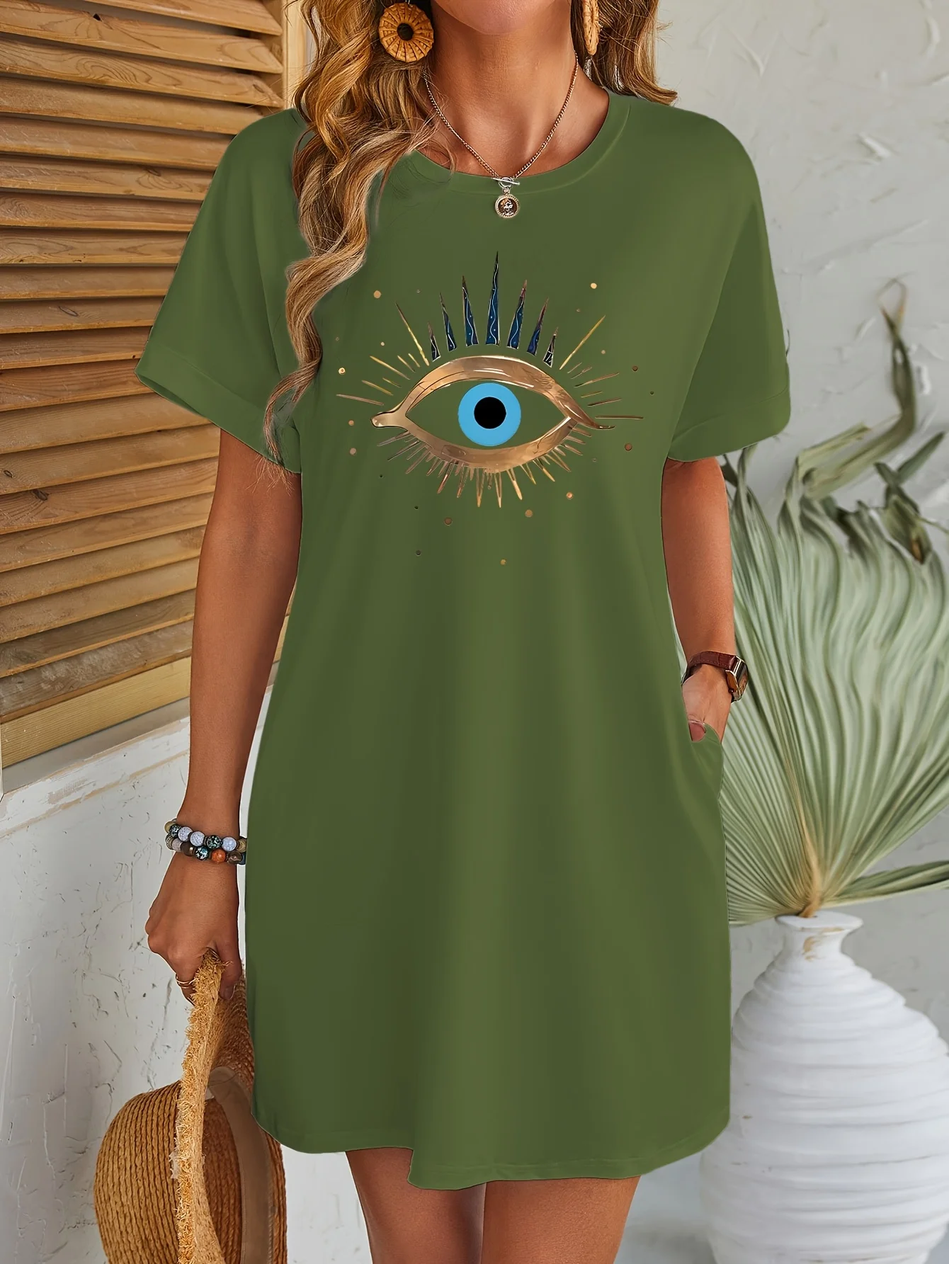 فستان نسائي صيفي كاجوال مقاس كبير بطباعة تجريدية ورقبة دائرية كبيرة وأكمام قصيرة وجيب