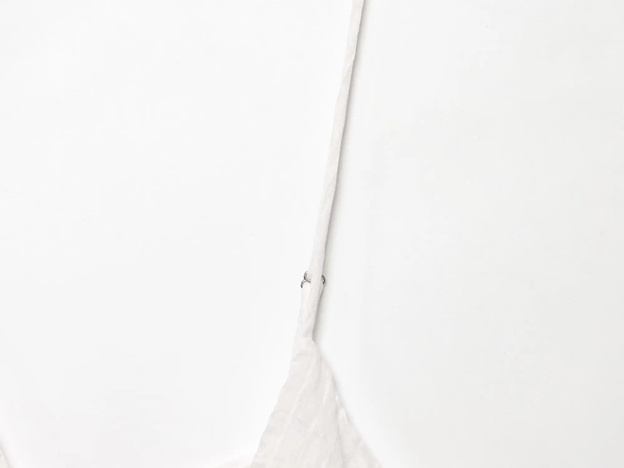 بلايز نسائية صيف 2025 جديد غير تقليدي سليم الخامس الرقبة الطبقات بروتيل القمم المرأة الشارع بلوزات على الموضة #4