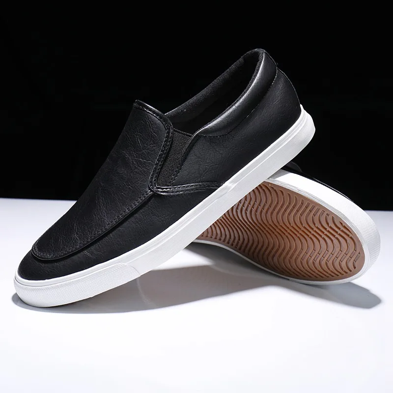 New Men Shoes Spring Summer Casual PU Leather Flat Shoes Slip-On Low Top White Male Sneakers Tenis Masculino Adulto Shoes 2020