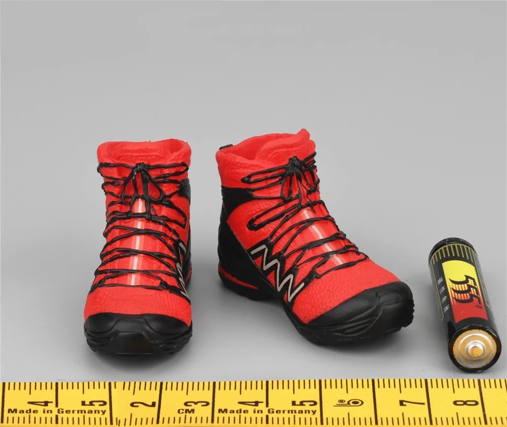 1/6 KING'S TOY KT-8009 Zombie Killer ทหารชายตุ๊กตา Solid รองเท้ารองเท้า PVC วัสดุถุงมือมือประเภทสําหรับ 12 "COO DAM Action