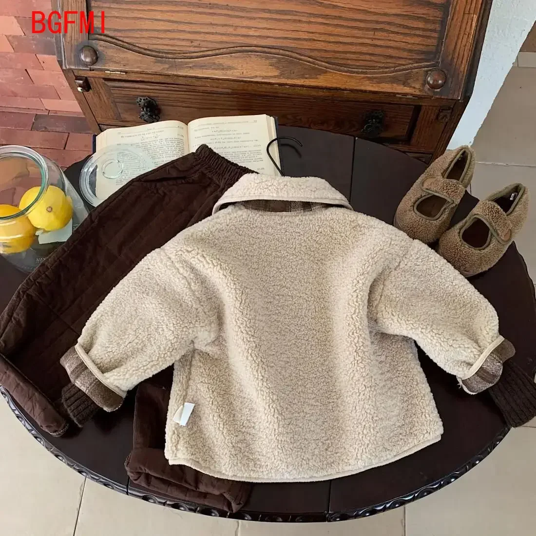 High-quality Boys Velvet Thick Wool Single Breasted Coat 2024 Autumn/Winter New Warm Lamb Wool Top Baby Winter Girls Collar Coat