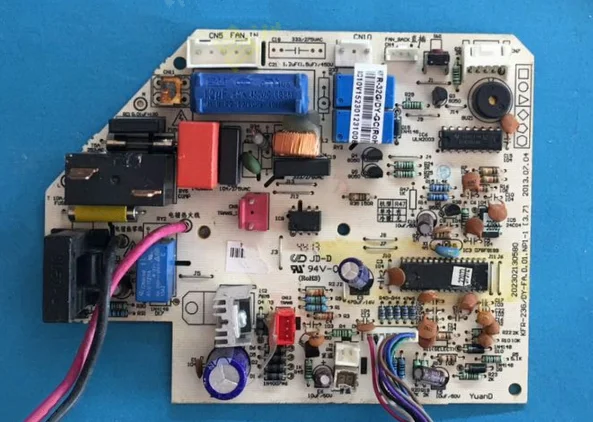 

Печатная плата компьютера для кондиционирования воздуха KFR-23G/DY-FA.D.01.NP1-1, хорошая работа