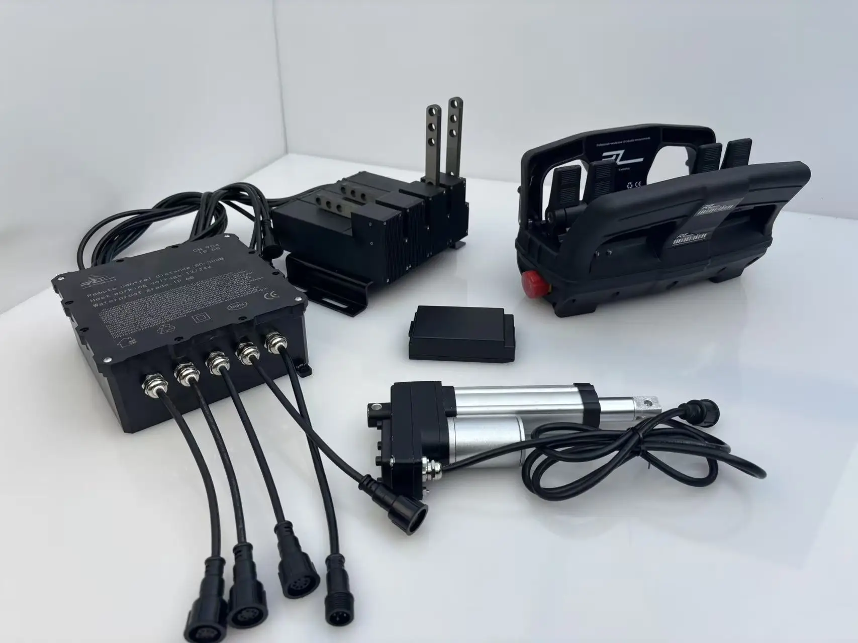 Truck Crane 4-Lever Wireless Remote Control and Clutch Actuator