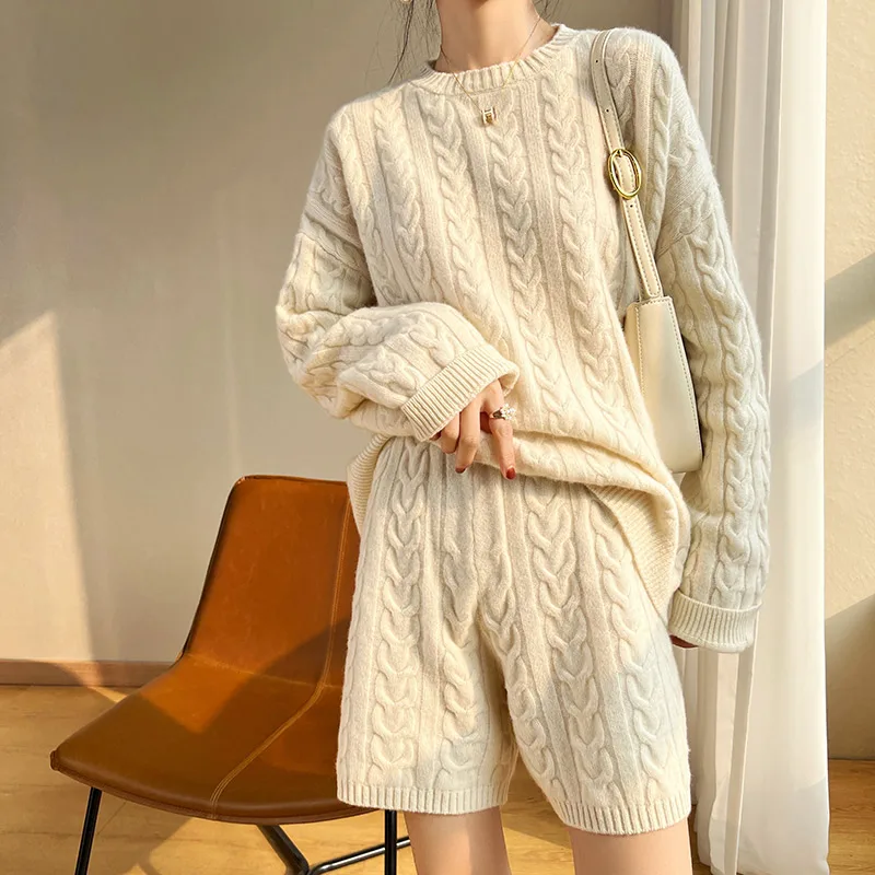 Fashion Suit Spring Autumn 100% Wool Knitted High Quality Thicken Sweater Women Sweater Tops And Short Pants Two-Piece Female